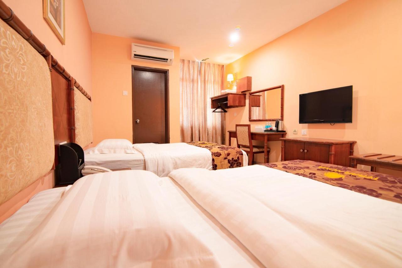 Terra Nova Hotel Малакка Экстерьер фото